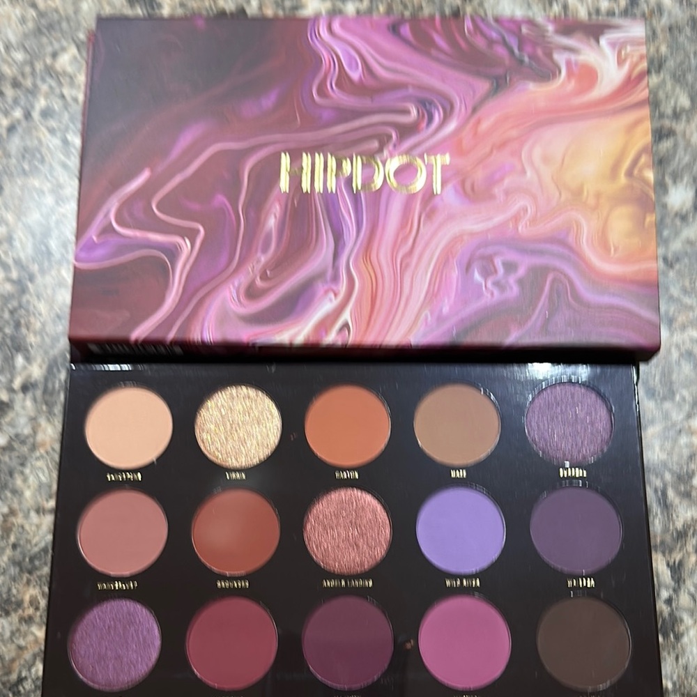 Eyeshadow Palette - Vibrant Shades